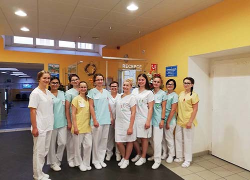 Zdravotníčky sa zaúčali v pražskej nemocnici