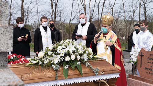 Pohreb Anny Chauturovej