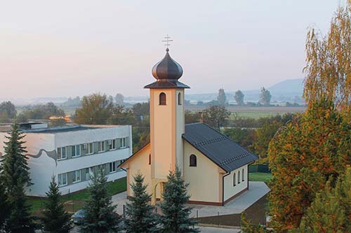Cerkev Sv. Pia z Pietrelčiny vo Vranove nad Topľou