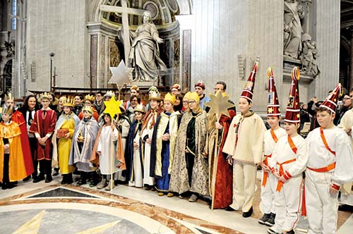 Koledníci z Jakubian koledovali vo Vatikáne